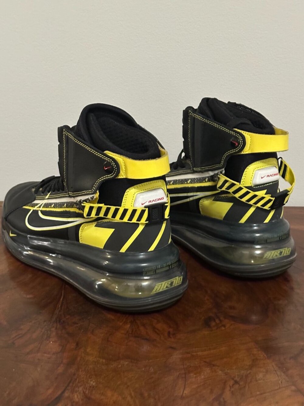 Nike Air Max 720 Saturn QS All Star Motorsport Size 7 RARE Air Grail VGC - Picture 3 of 7